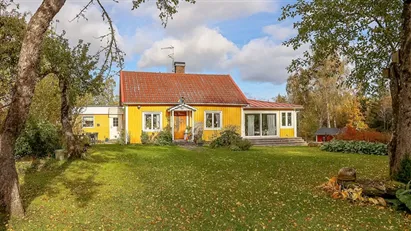 Hus till salu i Alvesta, Lönashult Hus till salu i Alvesta, Lönashult